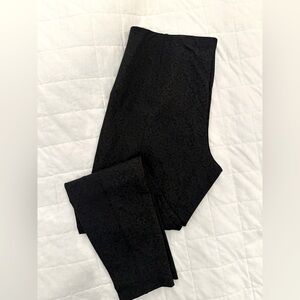 Leggings with stamped pattern